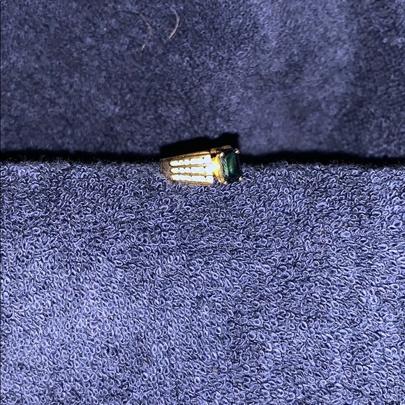 Ring - Picture 2 of 3